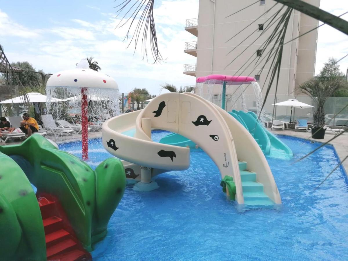 Greenview Alezzi Beach Resort ナボダリ エクステリア 写真
