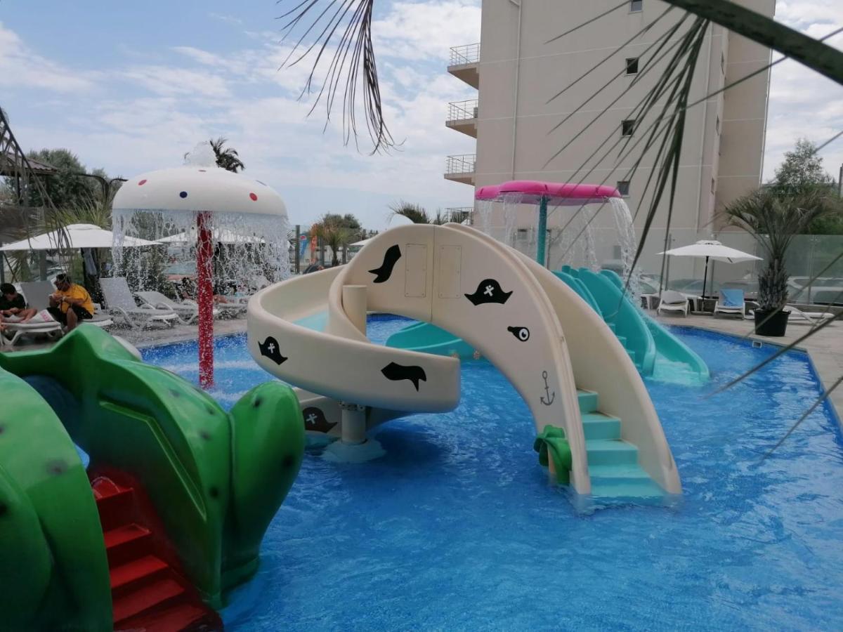 Greenview Alezzi Beach Resort ナボダリ エクステリア 写真